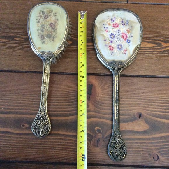 Vintage (Victorian/Edwardian) Vanity Set - Picture 5 of 6